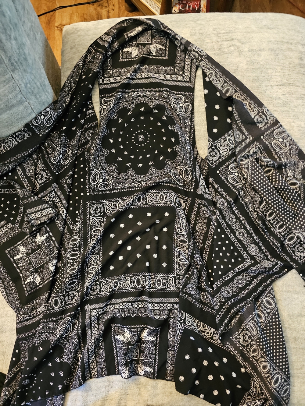 Black Bandana Print Open Front Cardigan Wrap